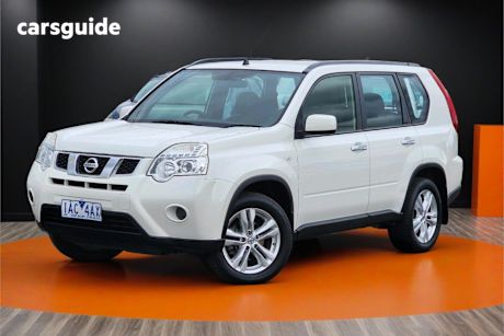 White 2013 Nissan X-Trail SUV ST F
