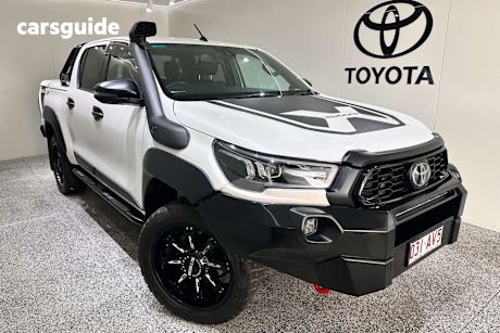 White 2020 Toyota Hilux Ute Tray RUGGED X 4X4