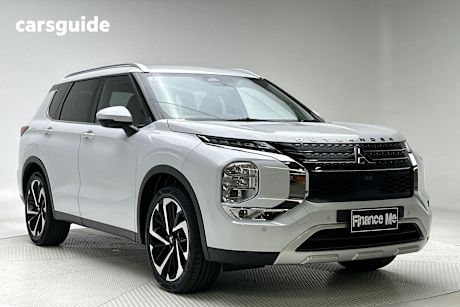 White 2022 Mitsubishi Outlander SUV ASPIRE F