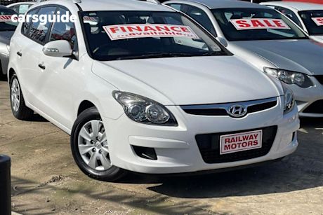 White 2011 Hyundai I30 Hatchback Sx 1.6 Crdi
