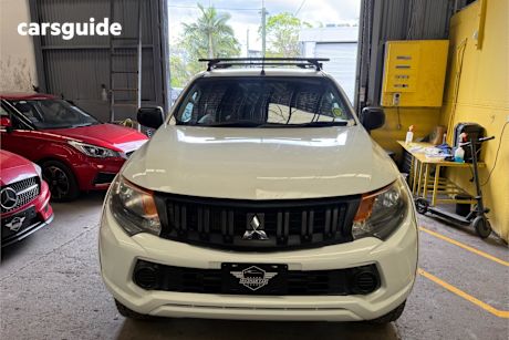 White 2018 Mitsubishi Triton Dual Cab Utility Glx (4X4)