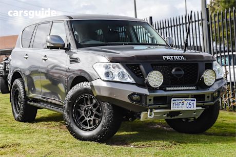 Grey 2016 Nissan Patrol SUV TI 4X4