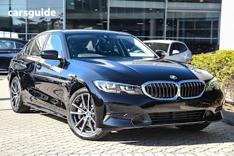 Black 2022 BMW 3 Sedan 330E SPORT COLLECTION R