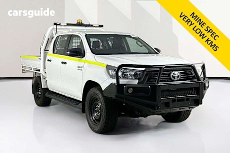 White 2021 Toyota Hilux Double Cab Chassis Sr (4X4)