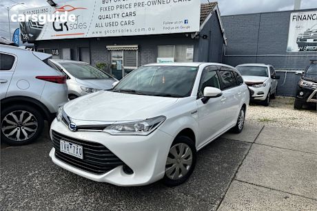 White 2016 Toyota Corolla Hatch HYBRID F