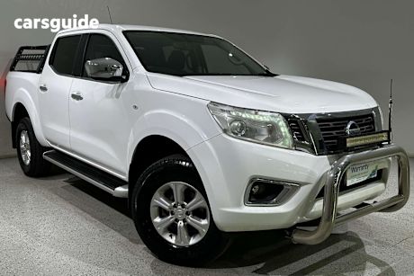 White 2019 Nissan Navara Ute Tray ST 4X4