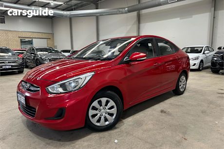 Red 2015 Hyundai Accent Sedan ACTIVE