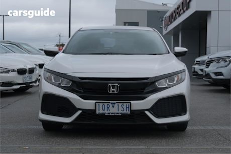 White 2019 Honda Civic Hatch VTI F