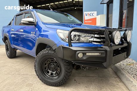 Blue 2015 Toyota Hilux Ute Tray SR5 4X4