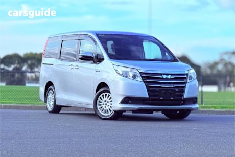 Silver 2014 Toyota Noah Commercial X