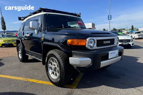 Black 2013 Toyota FJ Cruiser SUV 4X4