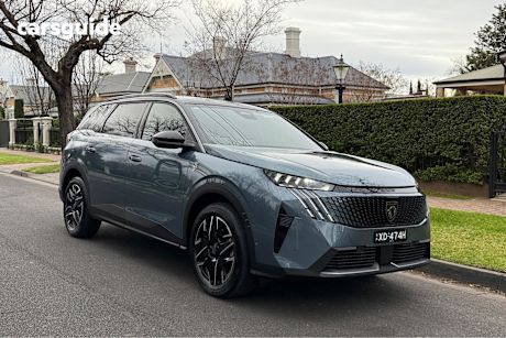 Blue 2025 Peugeot 5008 SUV GT PREMIUM HYBRID F