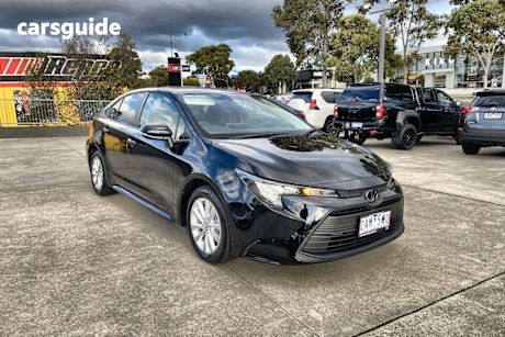Black 2024 Toyota Corolla Sedan SX F