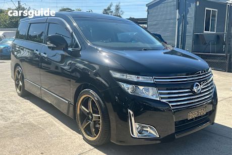 Black 2010 Nissan Elgrand SUV RIDER