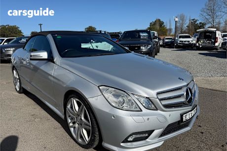 Silver 2011 Mercedes-Benz E-CLASS Sedan E350 AVANTGARDE R