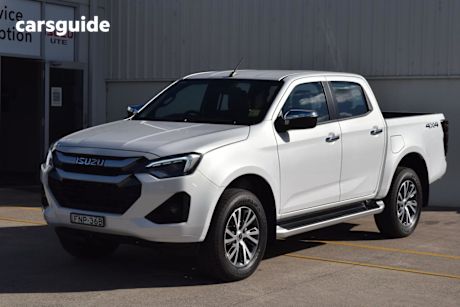 White 2025 Isuzu D-MAX Crew Cab Utility Ls-U+ (4X4)