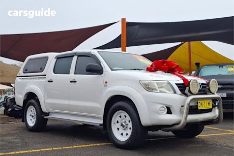 White 2012 Toyota Hilux Dual Cab Pick-up Sr (4X4)