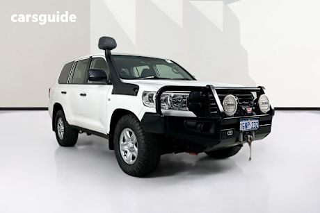 White 2018 Toyota Landcruiser Wagon Gx (4X4)
