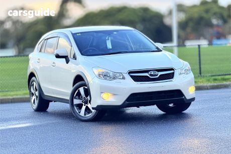 White 2014 Subaru XV Hatch HYBRID