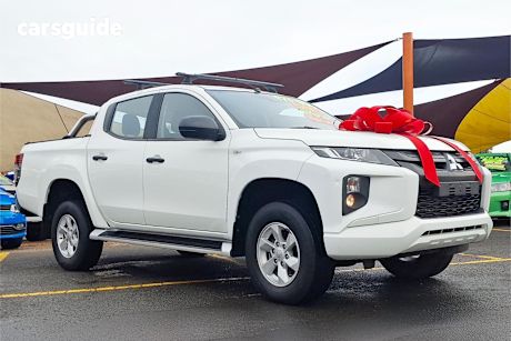 White 2019 Mitsubishi Triton Double Cab Pick Up Glx Plus (4X4)