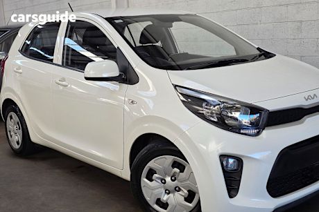 White 2023 Kia Picanto Hatch S F