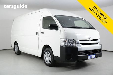 White 2018 Toyota HiAce Van Slwb