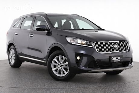 Grey 2020 Kia Sorento SUV SI 4X4