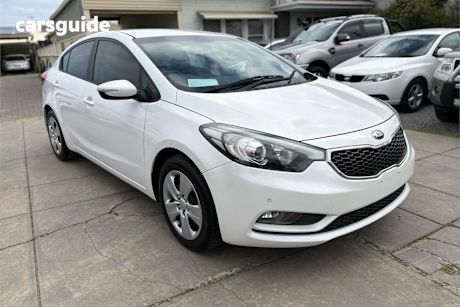 White 2013 Kia Cerato Sedan S F