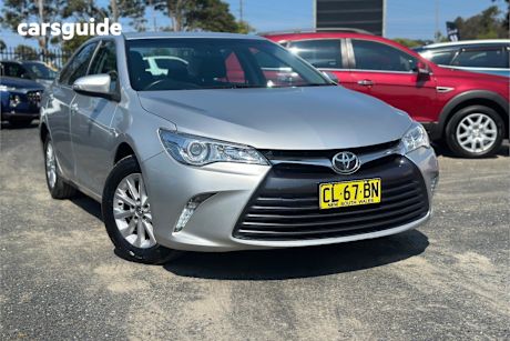 Silver 2017 Toyota Camry Sedan Altise