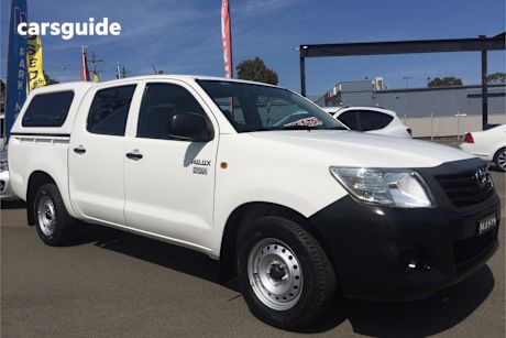 White 2014 Toyota Hilux Dual Cab Pick-up Workmate