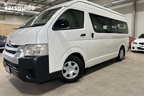 White 2018 Toyota HiAce OtherCar COMMUTER