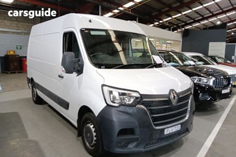 White 2020 Renault Master Bus Pro Lwb Fwd (110Kw)