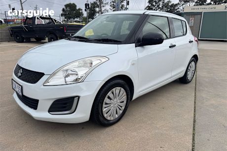 White 2013 Suzuki Swift Hatchback Ga