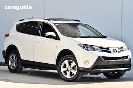 White 2013 Toyota RAV4 SUV CRUISER 4X4