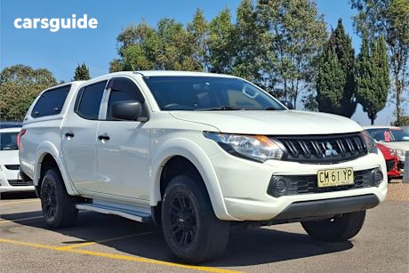 White 2017 Mitsubishi Triton Dual Cab Utility Glx (4X4)