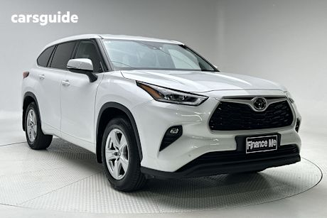 White 2022 Toyota Kluger SUV GX F