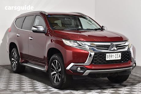 Red 2015 Mitsubishi Pajero Sport SUV GLS 4X4