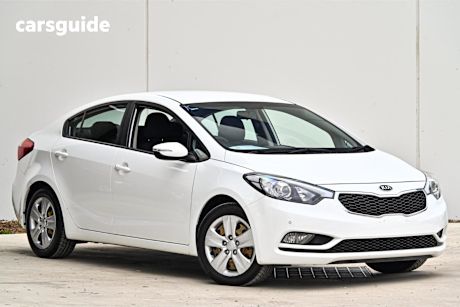 White 2013 Kia Cerato Sedan S F