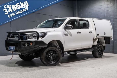 White 2020 Toyota Hilux Ute Tray SR 4X4