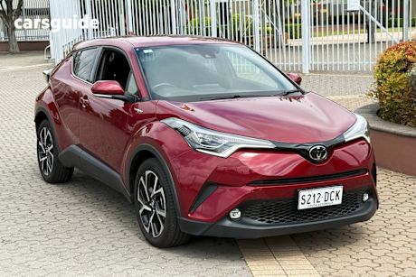 Red 2017 Toyota C-HR SUV KOBA F