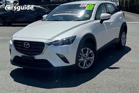 White 2024 Mazda CX-3 SUV G20 PURE F