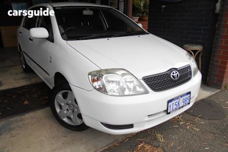 White 2003 Toyota Corolla Hatchback Ascent Seca