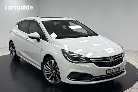 White 2017 Holden Astra Hatch RS F