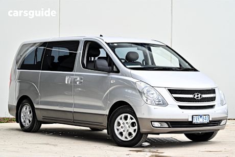 Silver 2010 Hyundai Imax SUV R