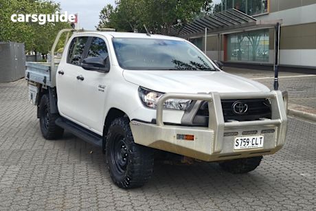 White 2021 Toyota Hilux Ute Tray SR 4X4