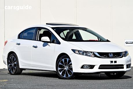 White 2014 Honda Civic Sedan SPORT F