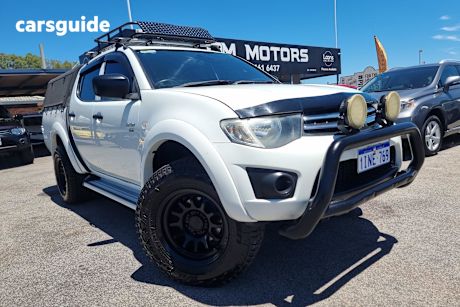 White 2011 Mitsubishi Triton Ute Tray GLX (4X4) MN MY11