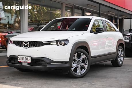 White 2023 Mazda MX-30 SUV G20E EVOLVE F
