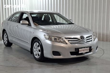 Silver 2009 Toyota Camry Sedan Altise
