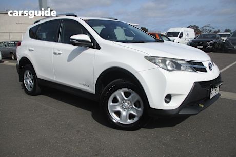 White 2015 Toyota RAV4 SUV GX 4X4